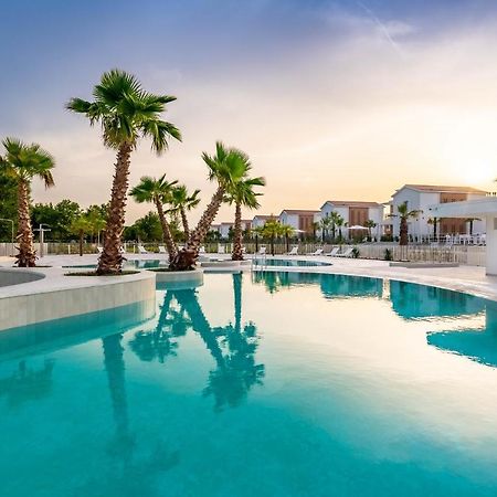 Pareus Beach Resort Caorle Esterno foto
