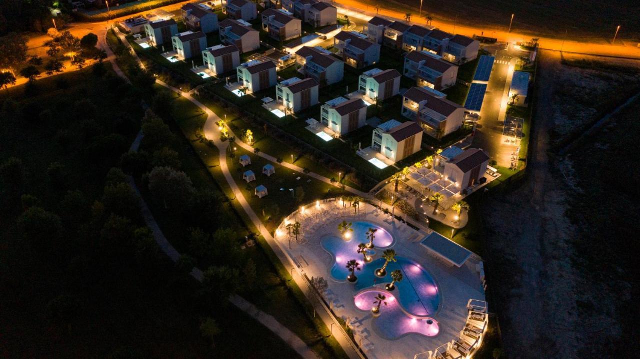 Pareus Beach Resort Caorle Esterno foto